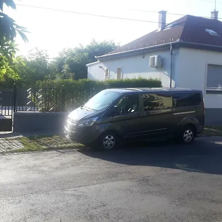 Apartament B12